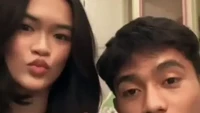 Nih banyak komen netizen katanya kalian pacaran. Emang benar? tanya Sarwendah, dikutip dari YouTube Sarwendah Official, Senin (26/5/2025). Yap, jawab cowok yang juga akrab disapa Onyo itu. Foto: dok. Instagram Betrand Peto