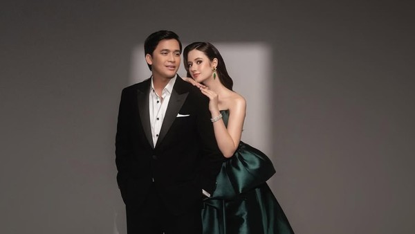 8 Foto Prewedding Billy Syahputra-Vika Kolesnaya, Tampil Glamor dan Elegan