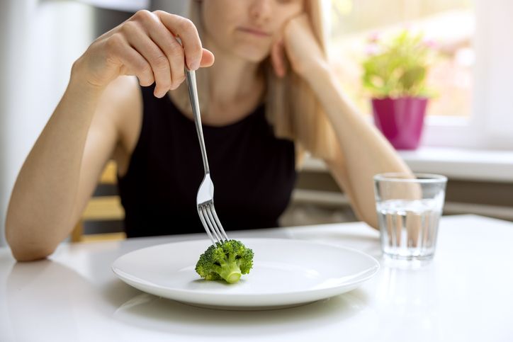 5 Fakta 'Dry Fasting' yang Dipercaya Turun BB Lebih Cepat