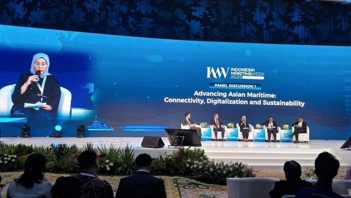 Indonesia Maritime Week (IMW) di JCC Senayan, Jakarta, Senin (26/5/2025).