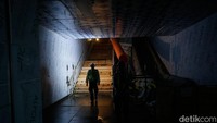 Sementara proyek CP203 dari Mangga Besar ke Kota progresnya sudah 72%.
