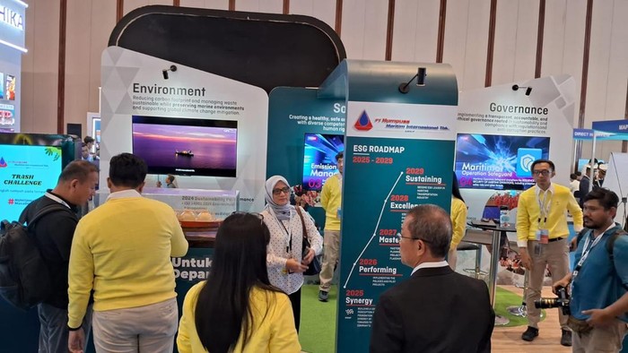 Perhelatan Indonesia Maritime Week (IMW) 2025 resmi digelar di JCC Senayan, Jakarta, Senin (26/5/2025) selama tiga hari pada 26 hingga 28 Mei 2025.