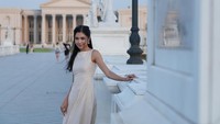 Mikha Tambayong di Chimei Museum. Museum ini terletak di Taman Metropolitan Tainan. Museum ini memiliki koleksi seni barat, lebih dari 4.000 item dipajang di museum ini. Salah satu koleksi terbaiknya adalah koleksi biola. Foto: Taiwan Tourism