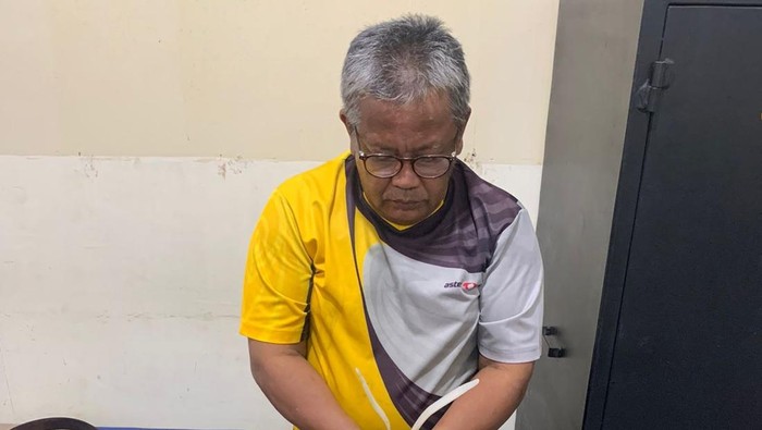 Mantan anggota DPRD Kabupaten Agam, Sumatera Barat berinisial MH (50) ditangkap karena diduga jadi pengedar narkoba jenis sabu. (Dok. Istimewa)