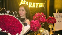 Mawar AFI memperlihatkan momen makan malam romantis dengan Kevin yang berujung dilamar. (Foto: dok Instagram)