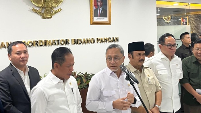 Menteri Koordinator Bidang Pangan Zulkifli Hasan atau Zulhas.