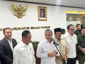 Zulhas Gandeng Danantara Siapkan Teknologi Sulap Sampah Jadi Listrik