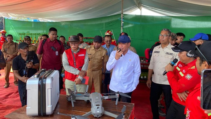 Menteri LH Hanif mencanangkan Program Desa Mandiri Peduli Gambut di Desa Jadi Mulya, Kecamatan Air Sugihan, OKI.
