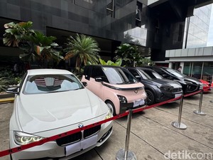 11 Mobil Sitaan Kasus Suap TKA Kemnaker Dibawa ke Rupbasan KPK, Ada BMW-Pajero