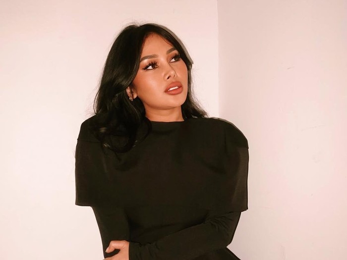 Mutia Ayu dalam media sosial miliknya.