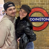 Baru-baru ini, Nicola dan Brooklyn tak terlihat hadir dalam perayaan ulang tahun David Beckham yang ke-50, meskipun keduanya berada di London setelah datang dari rumah mereka di Los Angeles. Hal itu memperkuat spekulasi tentang adanya keretakan yang lebih dalam di dalam keluarga Beckham. Brooklyn bahkan tak mengucapkan selamat ulang tahun secara publik kepada sang ayah.  Foto: dok. Instagram @nicolapeltzbeckham