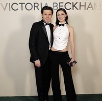 Nicola lahir di New York pada 9 Januari 1995. Wanita 30 tahun itu empat tahun lebih tua dari Brooklyn, yang lahir pada 1999. Ayahnya, Nelson Peltz, adalah seorang miliarder Yahudi-Amerika, sementara ibunya, Claudia Heffner, adalah mantan model. Foto: dok. Instagram @nicolapeltzbeckham