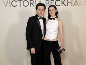 Video: Siapa Nicola Peltz? Terseret dalam Drama Keluarga Beckham