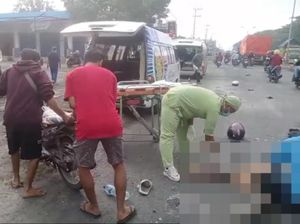 Bus Pariwisata Tabrak Pasutri Boncengan Motor di Lamongan-Suami Tewas