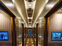 Penampakan Perdana Suite Class Argo Bromo Anggrek