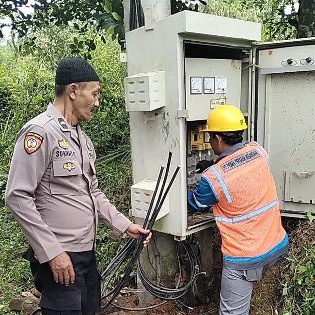 Ulah Maling Curi Kabel Bikin Listrik 1 Desa di Bogor Gelap Gulita