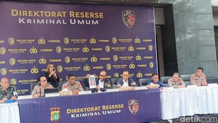 Polda Metro Jaya menggelar konferensi pers Operasi Berantas Jaya 2025.
