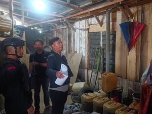 Timbun 1,8 Ton BBM Bersubsidi di Deli Serdang, 2 Pelaku Ditangkap