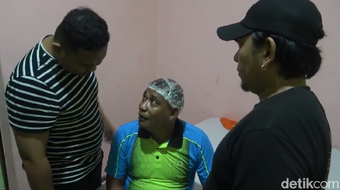 Polisi menangkap pelaku praktik aborsi di Makassar.