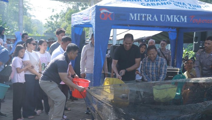 Polres Blitar Kota panen ikan bersama warga