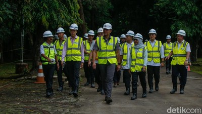 Gaya AHY Tinjau Proyek MRT Thamrin-Monas