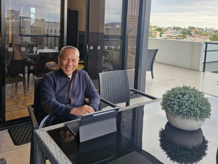 Prof Tjandra Yoga Aditama
Direktur Sekolah Pascasarjana Universitas YARSI, Adjunct Professor Griffith University, Brisbane Australia