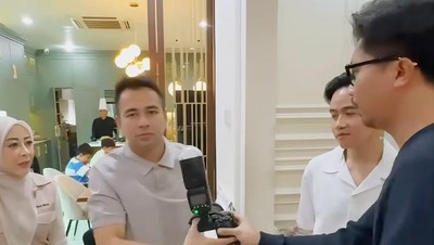 Cuma Raffi Ahmad yang Bisa Disuruh-suruh Anak Buah