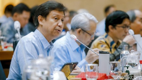 Komisi IX DPR RI melakukan rapat kerja dengan Menteri Kesehatan Budi Gunadi Sadikin dan beberapa instansi terkait, Jakarta, Senin (26/5/2026). Rapat kerja ini dilaksanakan untuk membahas kebijakan pelayanan kesehatan program JKN, termasuk peningkatan akses layanan melalui pemanfaatan infrastruktur digital.