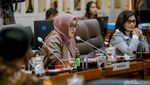 Rapat Komisi IX DPR dengan Menkes-BPJS, Bahas JKN hingga KRIS
