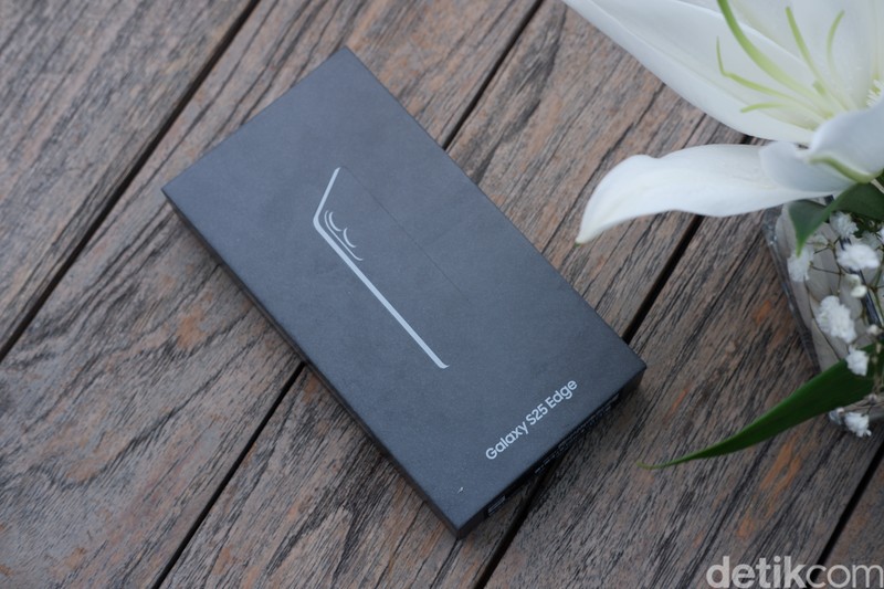 Samsung Galaxy S25 Edge