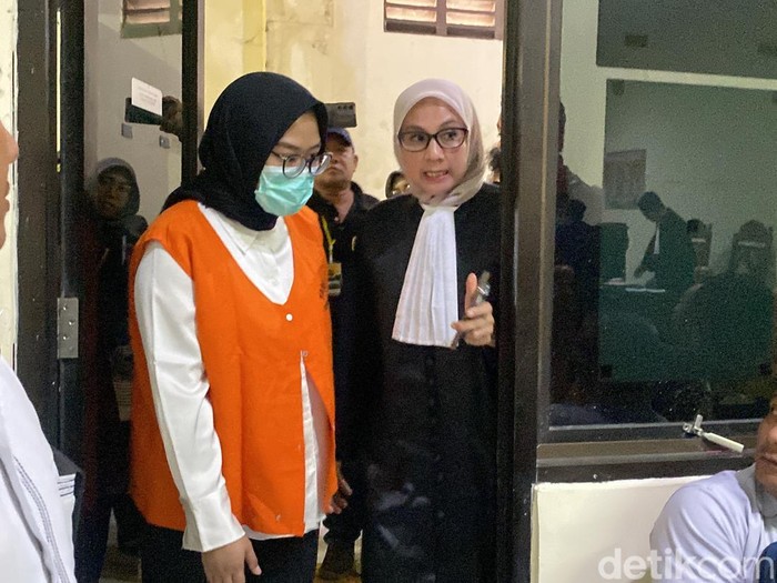 Sidang perdana terdakwa kasus bullying PPDS Undip yang berujung kematian dr Aulia, Zara Yupita Azra, di Pengadilan Negeri Kota Semarang, Senin (26/5/2025).