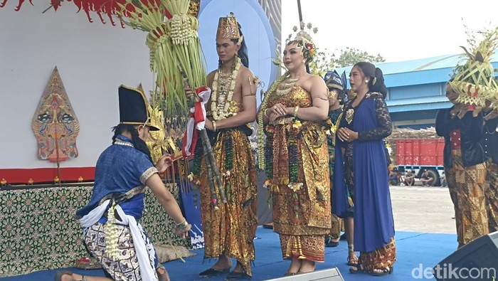 Tradisi manten tebu di Blitar