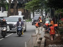 Trotoar di Kawasan Elit Jaksel Kini Ditata