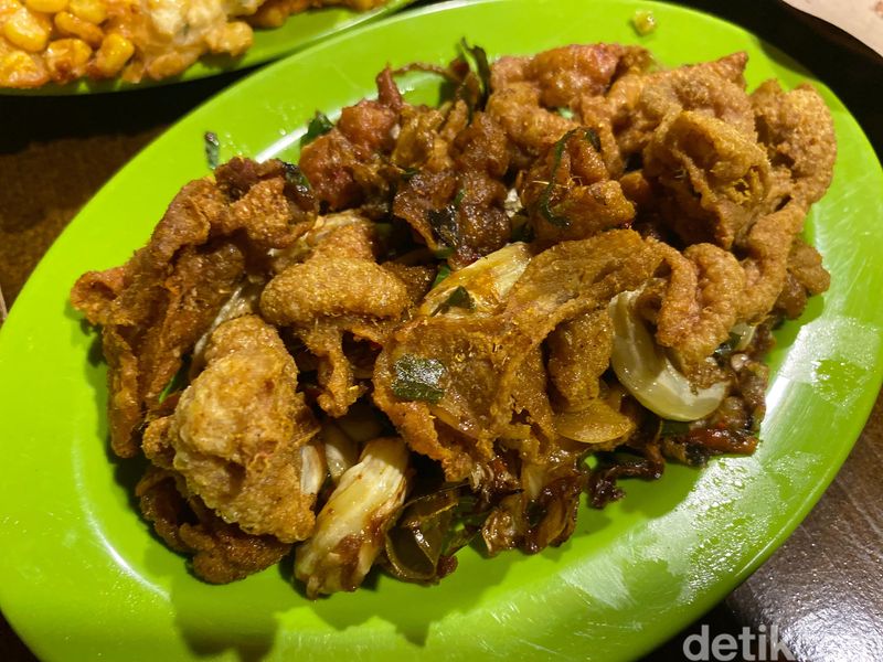 Uduk Bahagia, tempat makan nasi uduk di Tendean