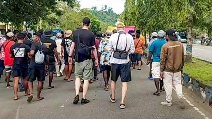 WNA diduga ikut demo di Raja Ampat.