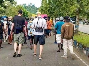 WNA Diduga Ikut Demo Tolak Tambang di Raja Ampat, Polisi Lapor Imigrasi