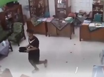 Bocah di Ponorogo Bobol Sekolah Gasak 3 Laptop dan Uang Tabungan