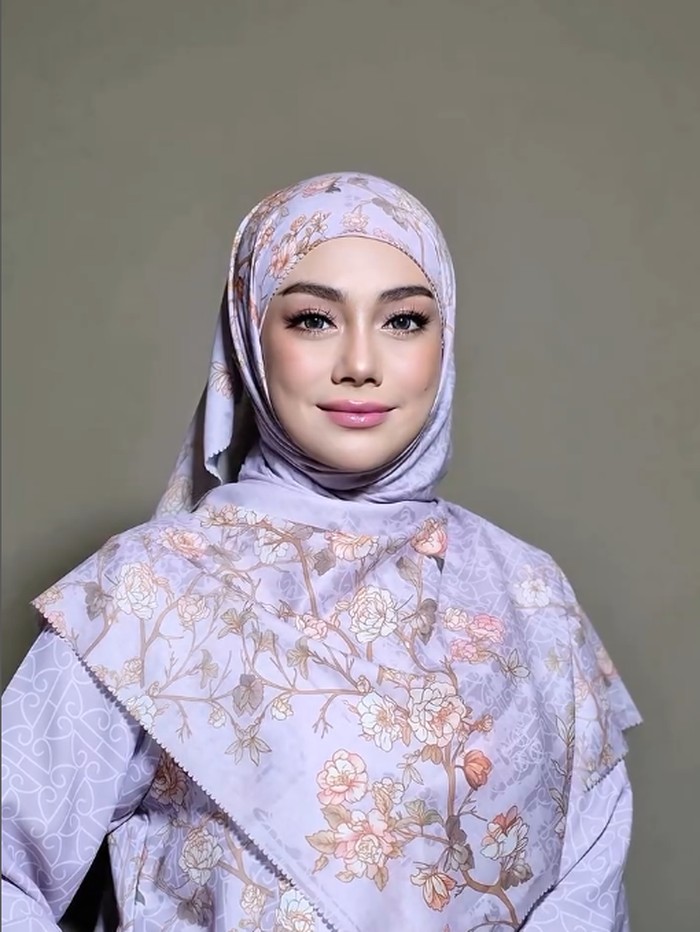 Cerita hijrah Celine Evangelista.