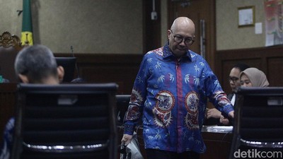 Dugaan Korupsi Taspen yang Rugikan Negara Rp 1 Triliun Mulai Disidangkan