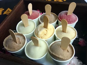 Pemilik Toko Jualan Es Krim Demi Selamatkan Resep Neneknya