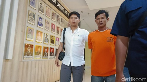 Hengki (33) warga Teluk Betung Timur ditangkap polisi karena melakukan pembunuhan terhadap istrinya.