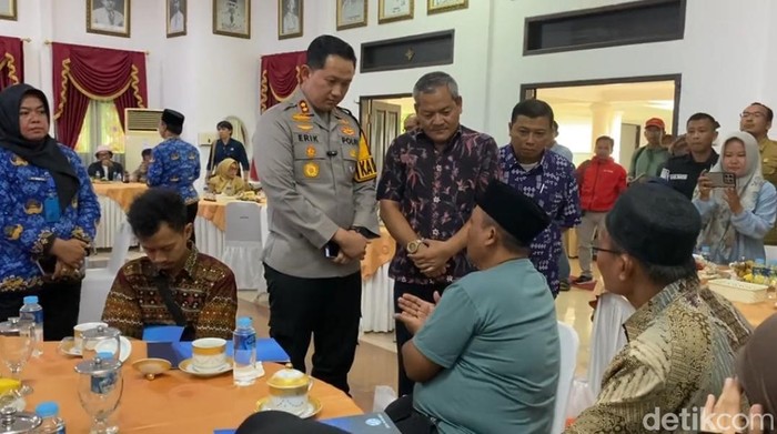 Jupri, keluarga korban kecelakaan KA Malioboro di Magetan