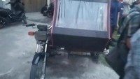 Pengendara mobil disebut tidak mengalami luka. Namun pengendara sepeda motor mengalami luka terkilir dan tukang becak luka lecet.  (Dok. Polrestabes Medan)