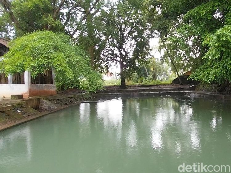 Kolam Sang Raja, Tempat Legendaris di Majalengka yang Kondisinya Miris