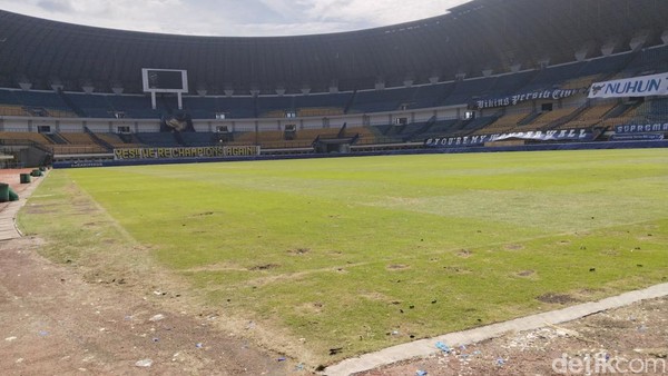Potret Pilu Stadion GBLA Usai Pesta Juara