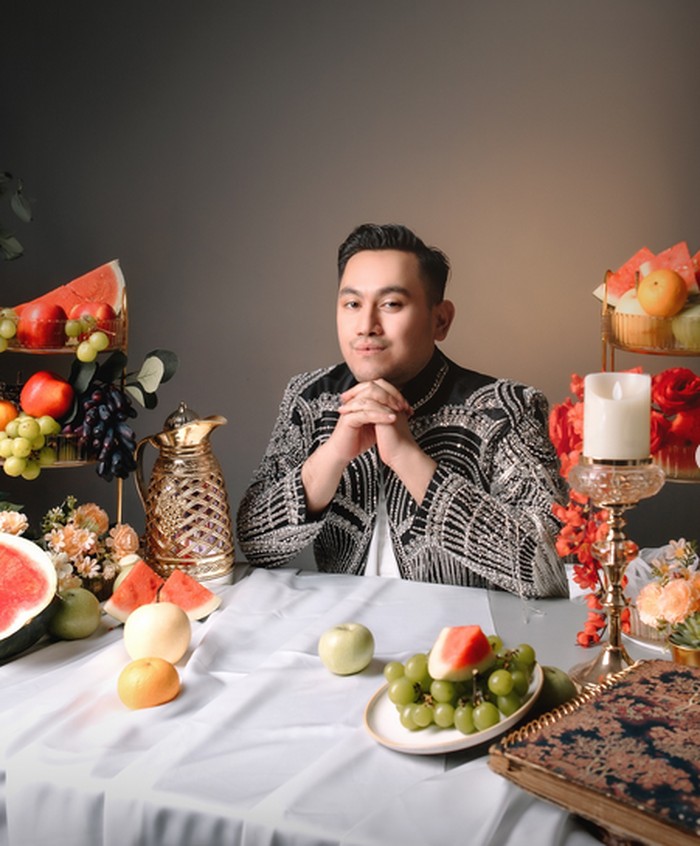 Lahapnya Nassar Saat Makan Nasi Kebuli hingga Nasi Tempong Lahapnya Nassar Saat Makan Nasi Kebuli hingga Nasi Tempong