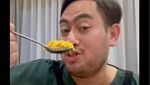 Lahapnya Nassar Saat Makan Nasi Kebuli hingga Nasi Tempong