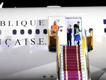 Momen Ditoyor Istri Tuai Sorotan, Macron Bilang Cuma Candaan