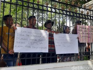 Petani Pundenrejo Geruduk Kunjungan Gubernur Jateng, Ngadu soal Konflik Tanah