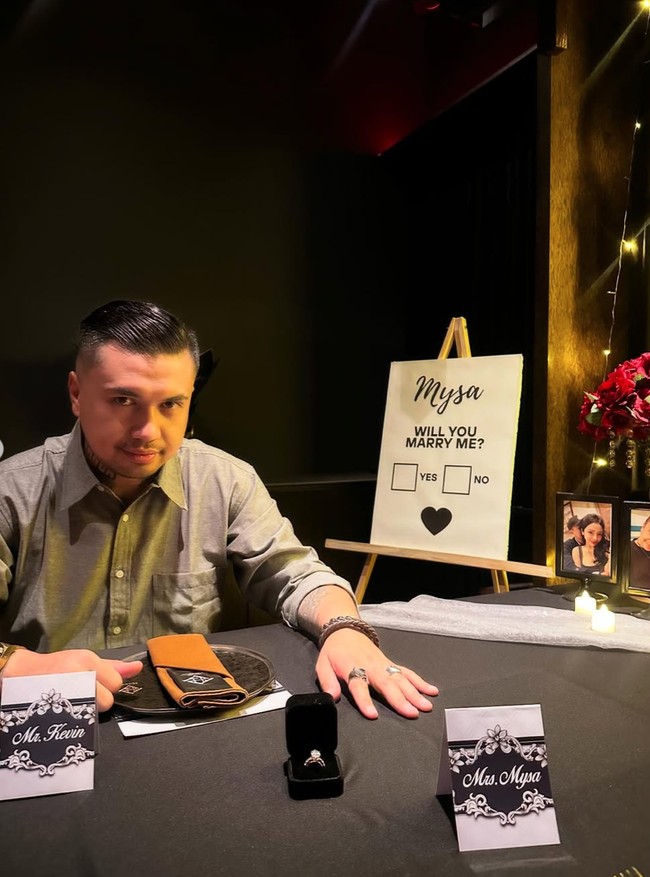 Mawar dan Kevin mulai menjadi sorotan sejak keduanya go publik pada Maret 2025. Mawar sendiri sebelumnya diketahui sudah pernah menikah namun telah bercerai karena mantan suaminya itu disebut berselingkuh. Foto: Instagram/@mysamawar